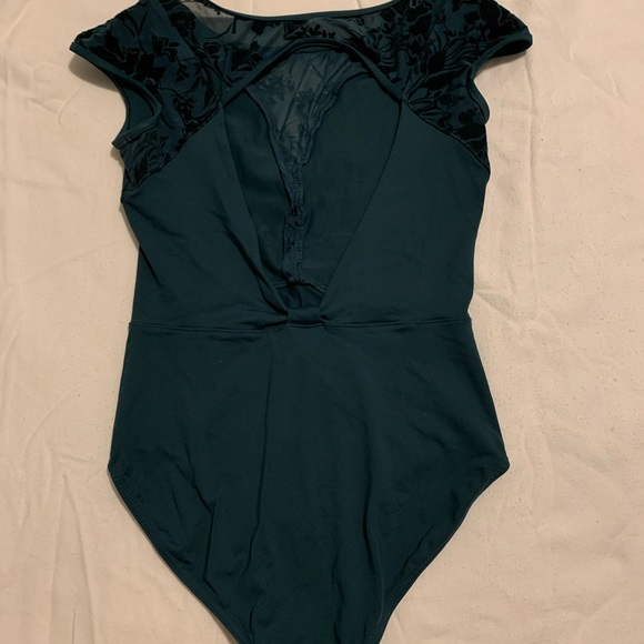 bloch cap sleeved leotard - Picture 3 of 7